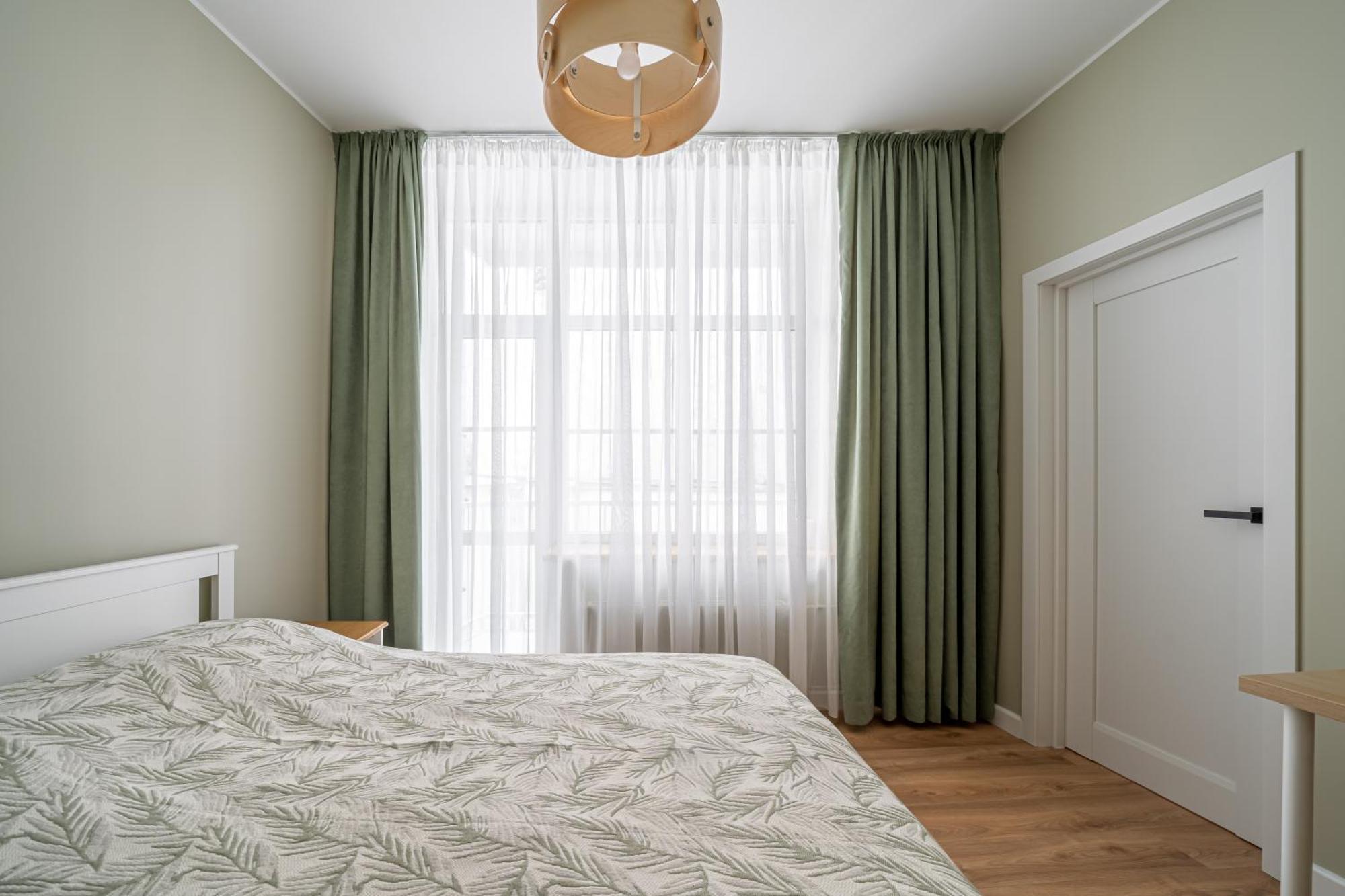 Spacious 1-Bedroom Apartment In The Heart Of Old Town Рига Экстерьер фото